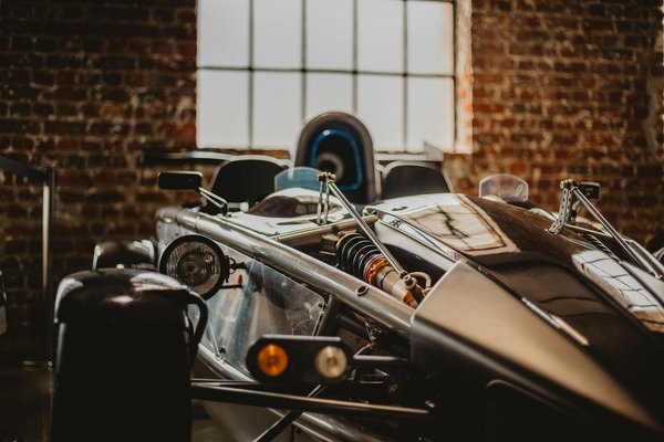 Come ottimizzare l'autonomia di un veicolo elettrico durante i viaggi?